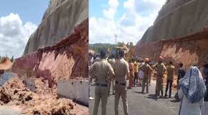 കാസർഗോഡ് മട്ടലായിയിൽ റോഡ് നിർമാണത്തിനിടെ മണ്ണിടിഞ്ഞ് ഒരു മരണം