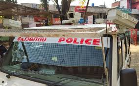 ഡ്യൂട്ടിക്കിടെ ഉറങ്ങിയ 3 പോലീസുകാരെ സ്ഥലംമാറ്റി