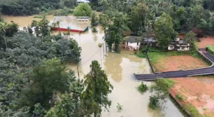 മഴക്കെടുതിയില്‍ ദുരിതം അനുഭവിക്കുന്ന വ്യാപാരികള്‍ക്ക് സഹായ പദ്ധതി തീരുമാനിച്ച് മന്ത്രിസഭാ യോഗം