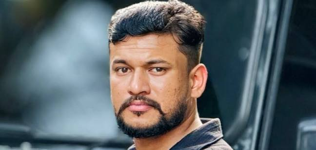 അർജുൻ ആയങ്കിയെ ഒളിവില്‍ പോകാൻ സഹായിച്ച രണ്ട് കൂട്ടാളികൾ കസ്റ്റഡിയിൽ